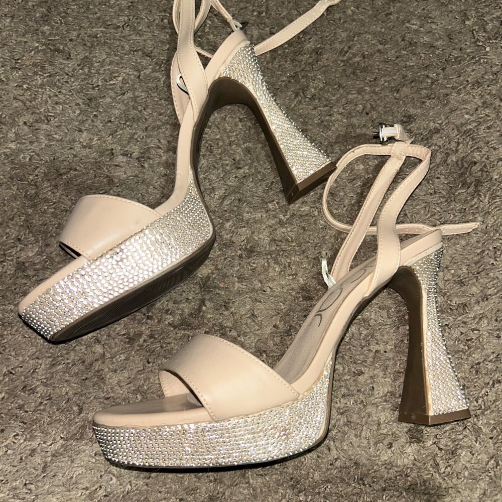 Elegant Beige Platform Heels